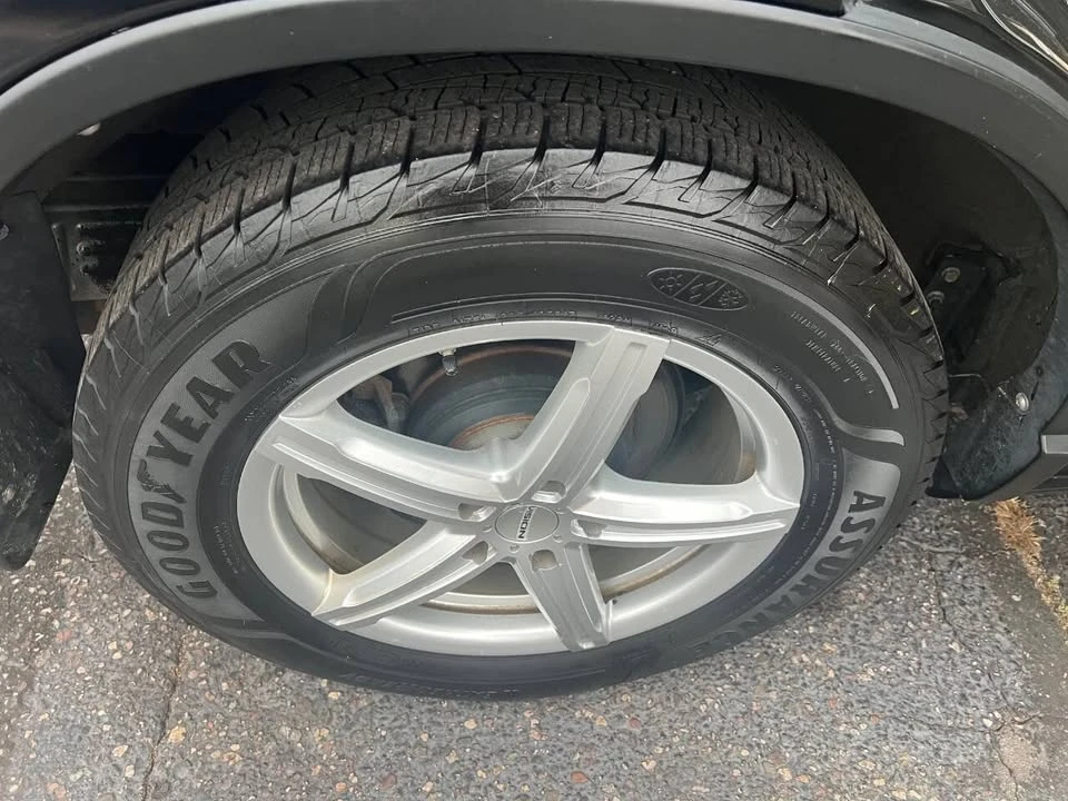 2010 Honda CR-V 3rd Gen - Image 15 of 20