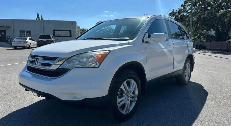 2010 Honda CR-V 3rd Gen - Image 2 of 3