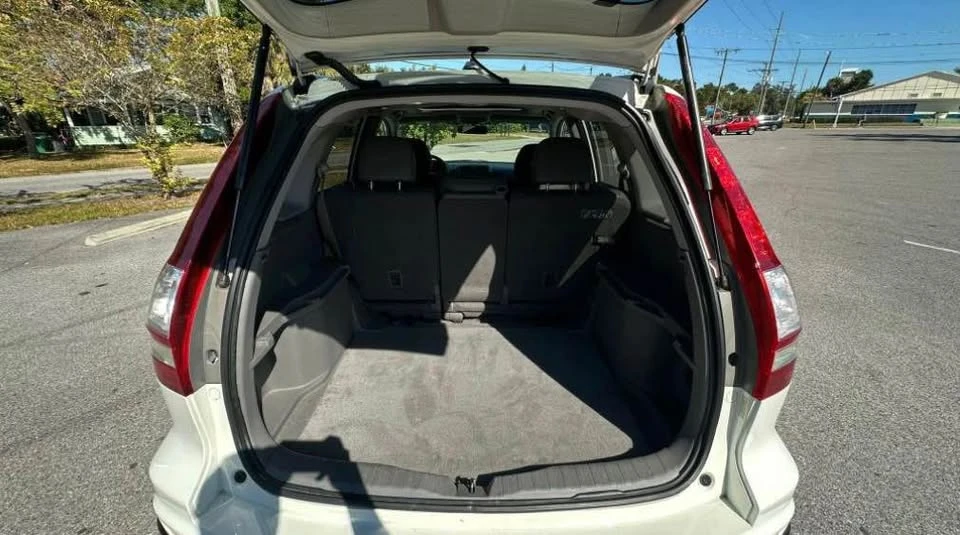 2010 Honda CR-V 3rd Gen - Image 3 of 3