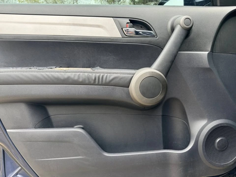 2010 Honda CR-V 3rd Gen - Image 9 of 17