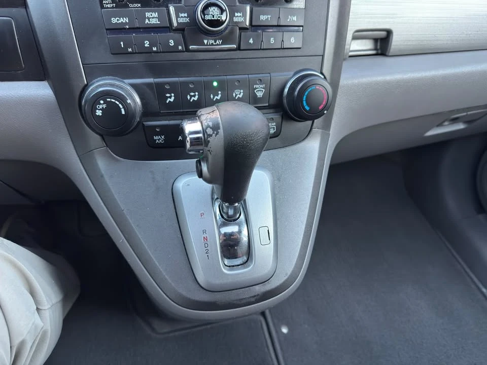 2010 Honda CR-V 3rd Gen - Image 14 of 18