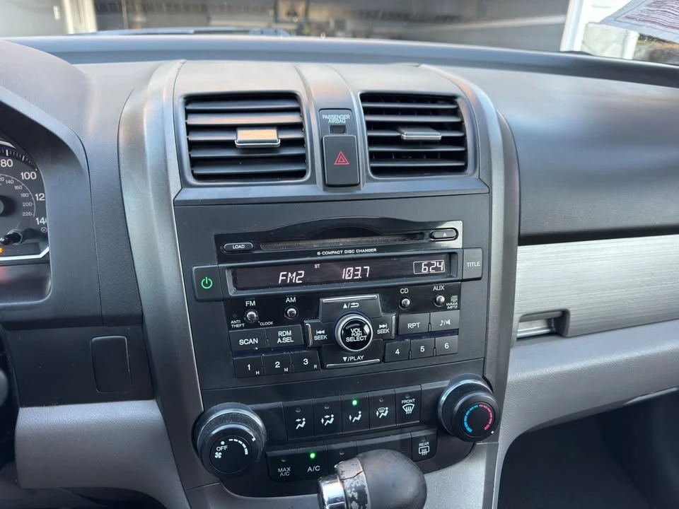 2010 Honda CR-V 3rd Gen - Image 13 of 18