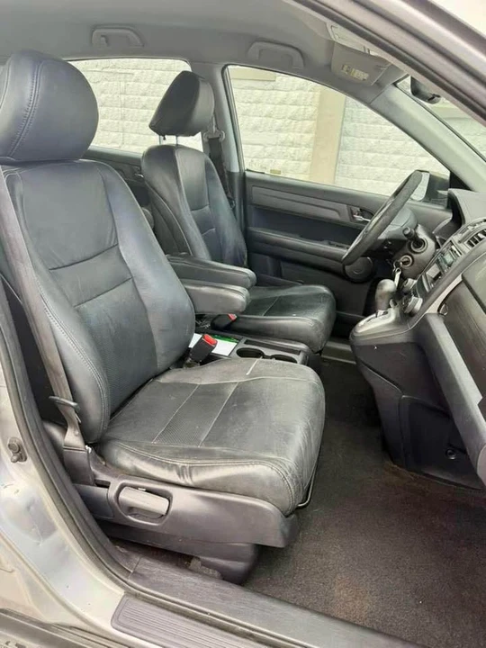 2010 Honda CR-V 3rd Gen - Image 15 of 16
