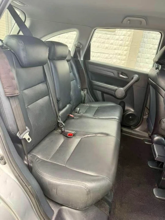 2010 Honda CR-V 3rd Gen - Image 12 of 16