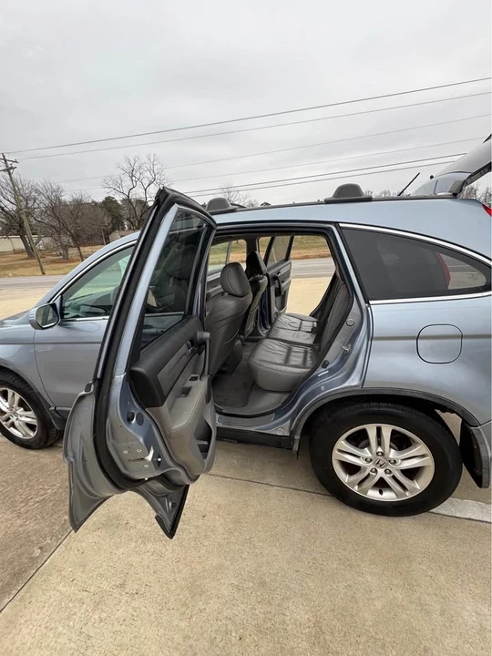 2010 Honda CR-V 3rd Gen - Image 13 of 16