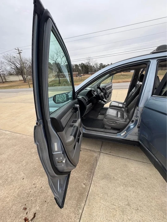 2010 Honda CR-V 3rd Gen - Image 11 of 16