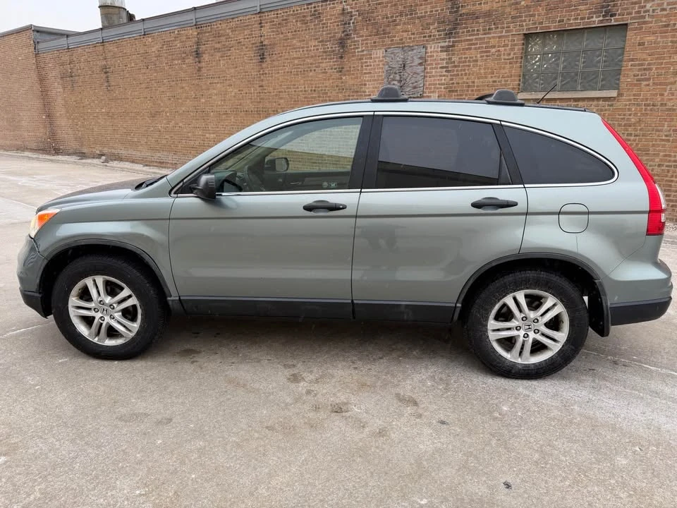 2010 Honda CR-V 3rd Gen - Image 5 of 12