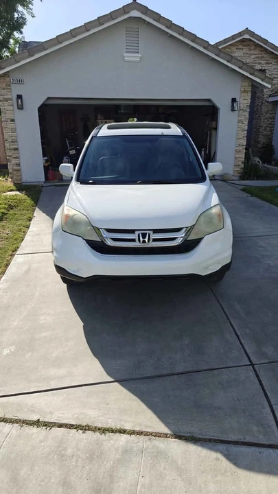 2010 Honda CR-V 3rd Gen - Image 3 of 20