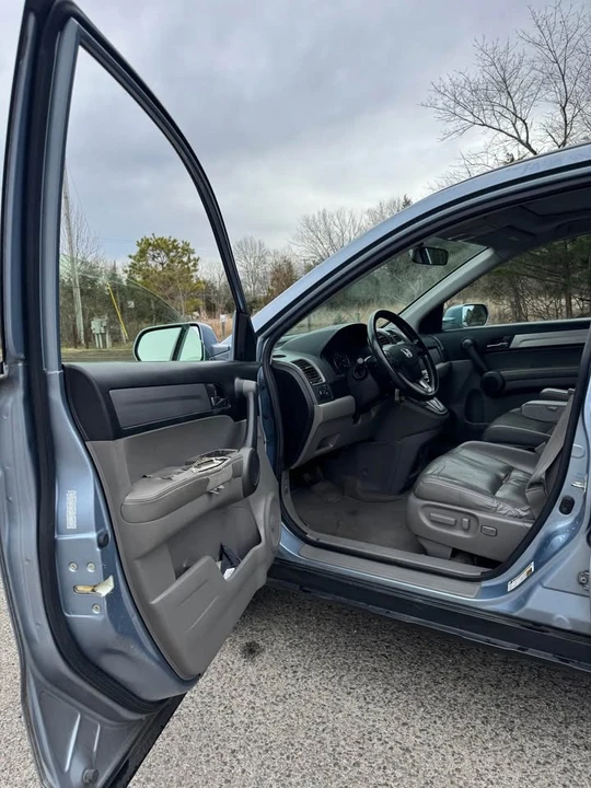 2010 Honda CR-V 3rd Gen - Image 7 of 17