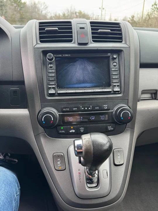 2010 Honda CR-V 3rd Gen - Image 16 of 17