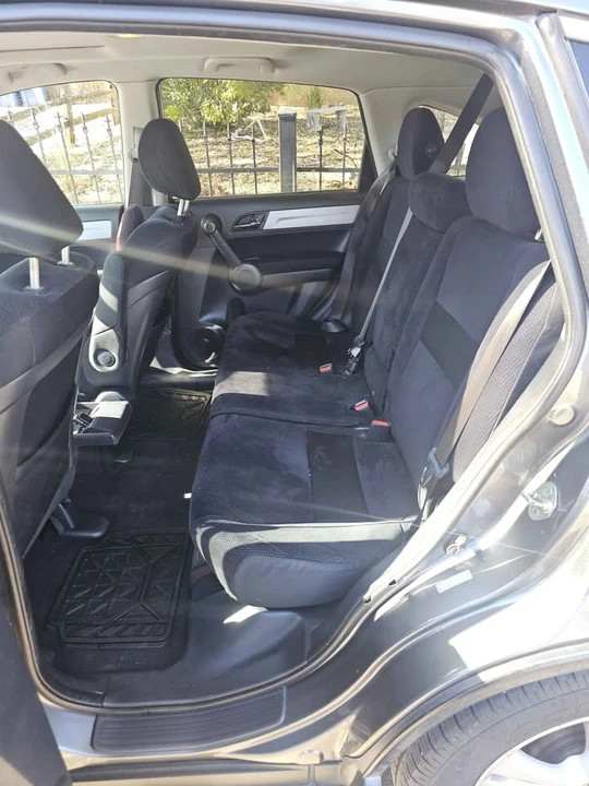 2010 Honda CR-V 3rd Gen - Image 5 of 7
