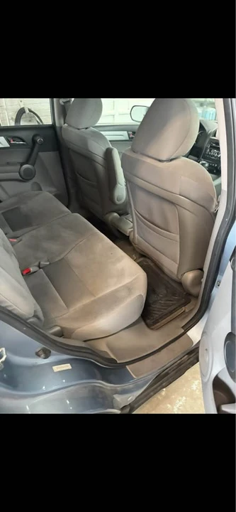 2010 Honda CR-V 3rd Gen - Image 9 of 11