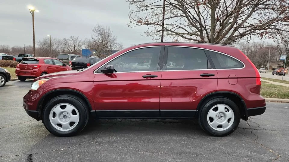 2010 Honda CR-V 3rd Gen - Image 2 of 18