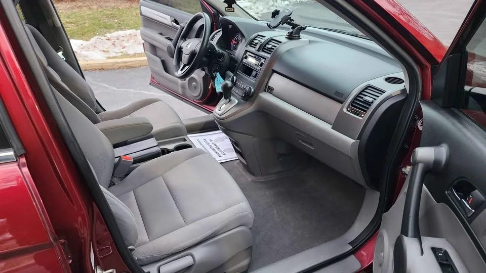 2010 Honda CR-V 3rd Gen - Image 11 of 18