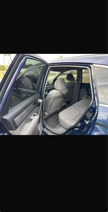 2010 Honda CR-V 3rd Gen - Image 9 of 11