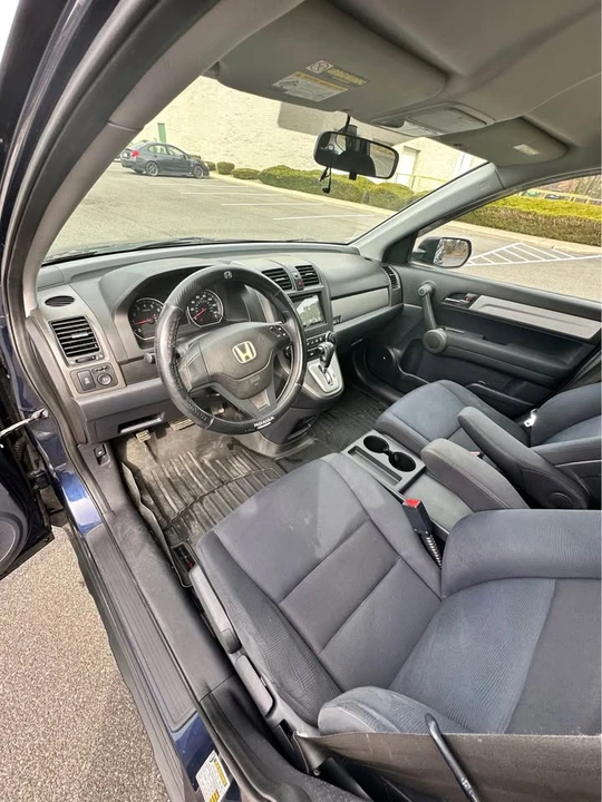 2010 Honda CR-V 3rd Gen - Image 11 of 20