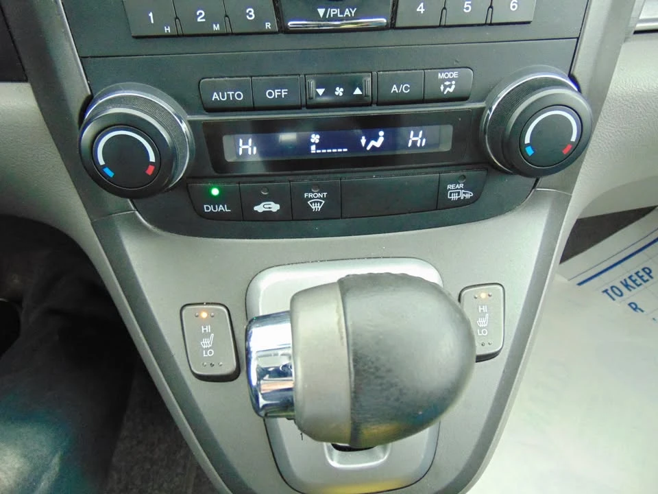 2010 Honda CR-V 3rd Gen - Image 15 of 17