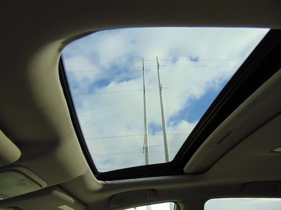 2010 Honda CR-V 3rd Gen - Image 16 of 17