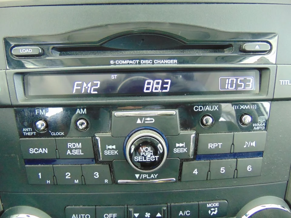 2010 Honda CR-V 3rd Gen - Image 14 of 17