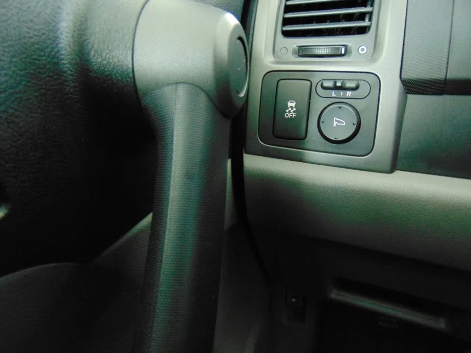 2010 Honda CR-V 3rd Gen - Image 10 of 17