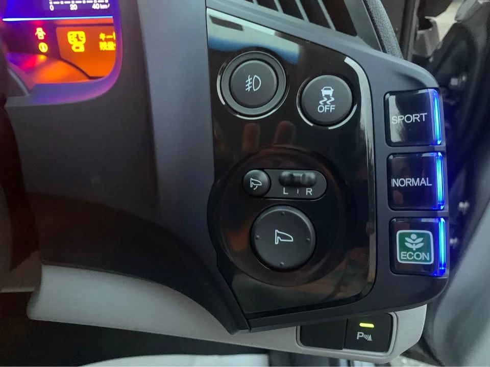 2010 Honda CR-Z - Image 13 of 20