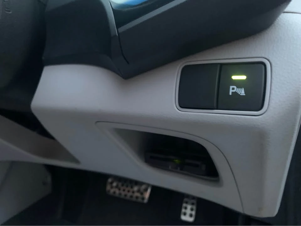 2010 Honda CR-Z - Image 17 of 20