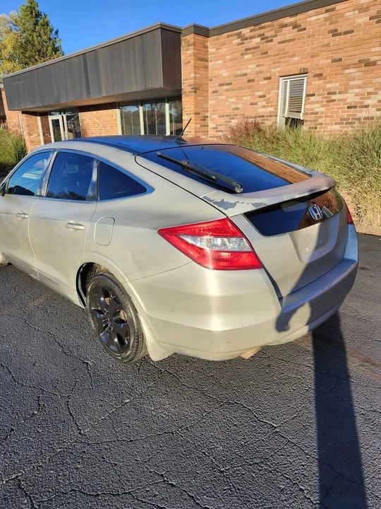 2010 Honda Accord 8th Gen - Image 7 of 12
