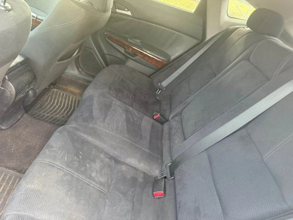 2010 Honda Accord 8th Gen - Image 11 of 14