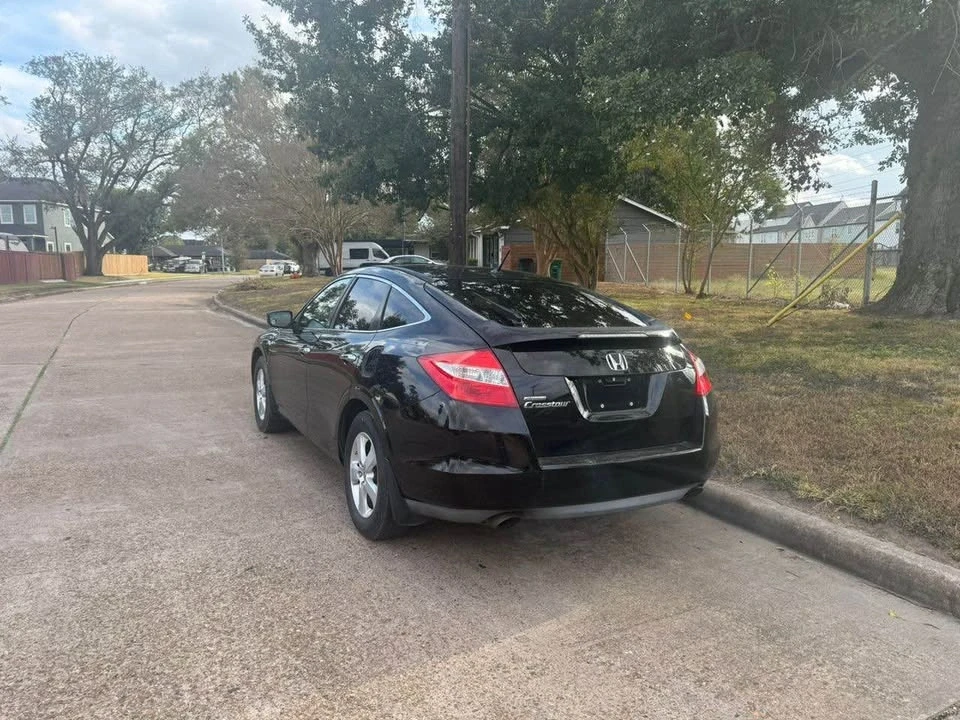 2010 Honda Accord 8th Gen - Image 9 of 14