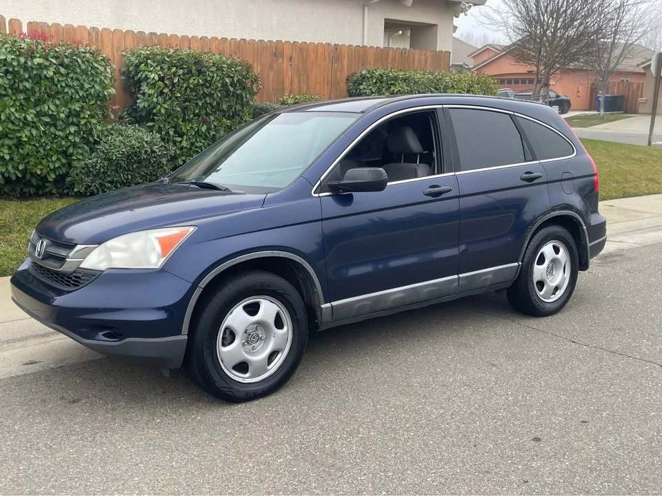2010 Honda CR-V 3rd Gen - Image 3 of 8