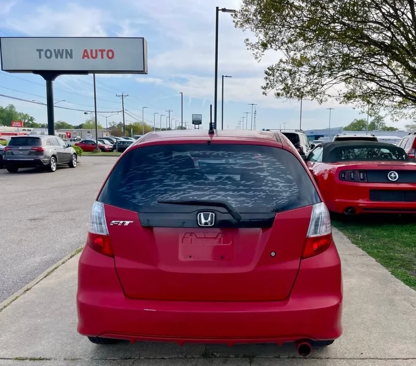 2010 Honda Fit - Image 6 of 20