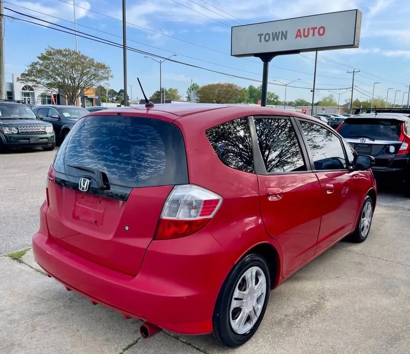 2010 Honda Fit - Image 5 of 20