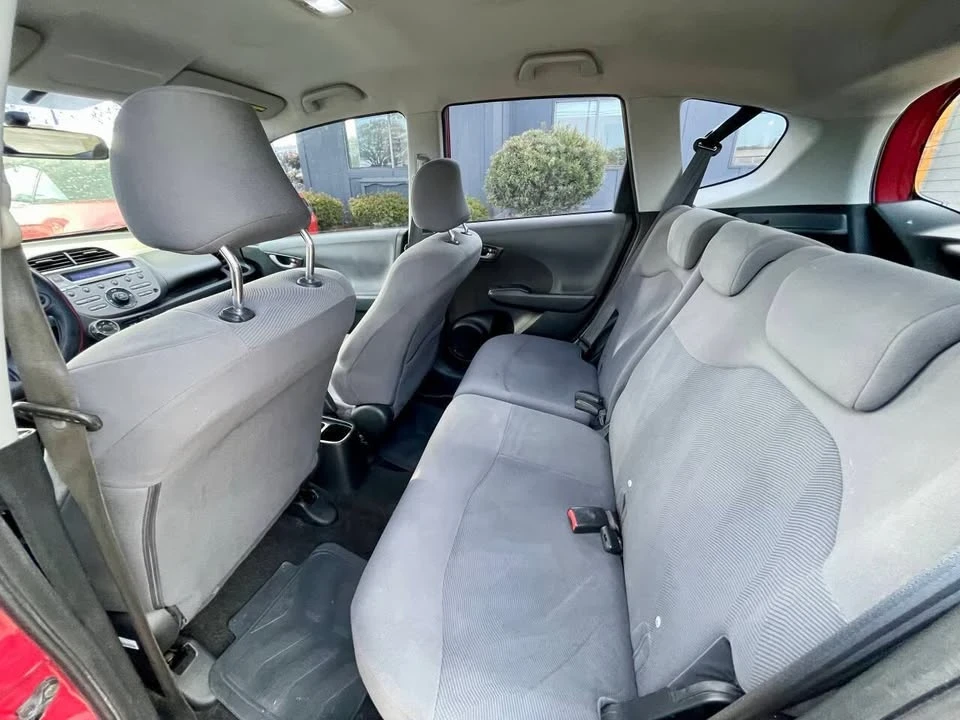 2010 Honda Fit - Image 13 of 20