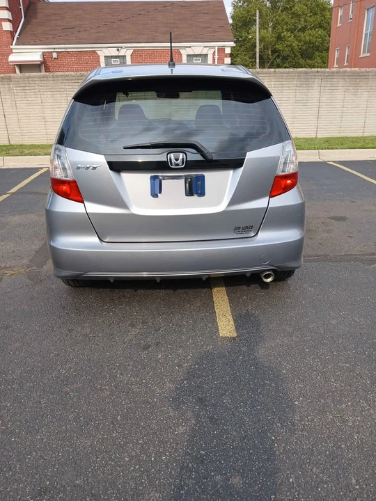 2010 Honda Fit - Image 14 of 14
