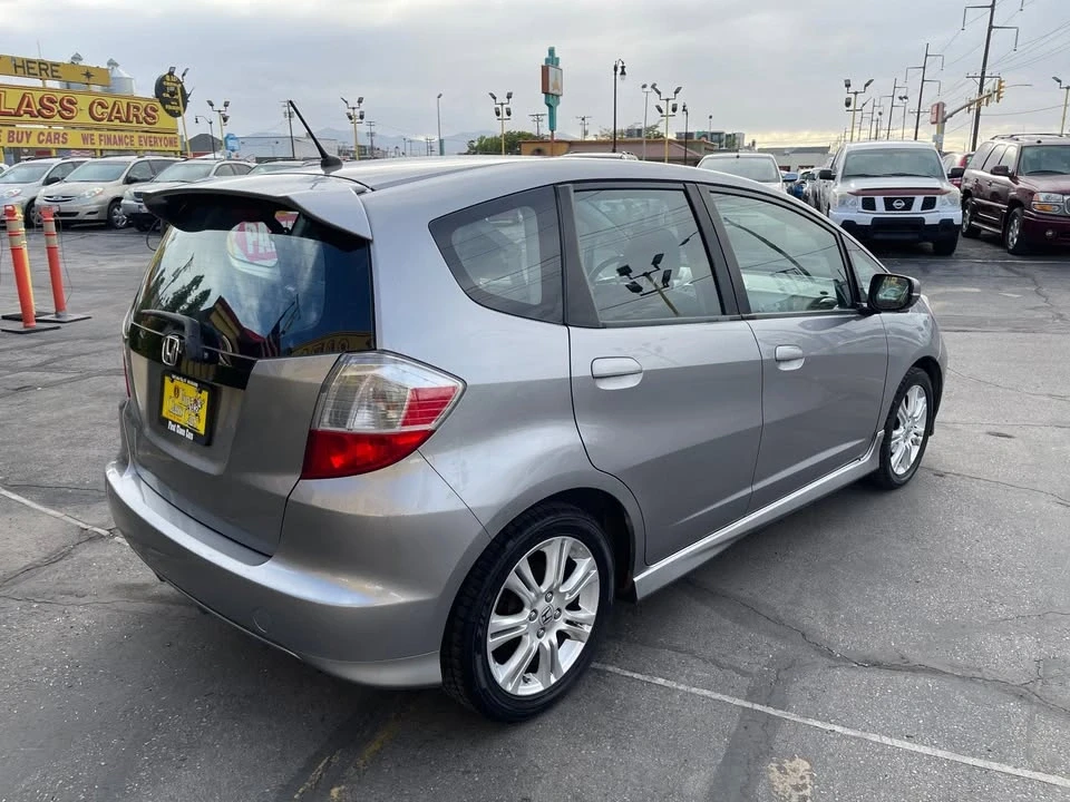 2010 Honda Fit - Image 5 of 20
