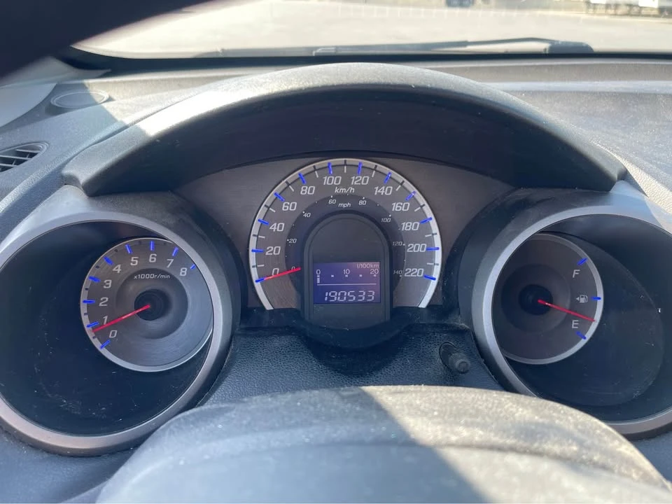 2010 Honda Fit - Image 8 of 8