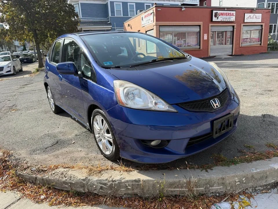 2010 Honda Fit - Image 4 of 8