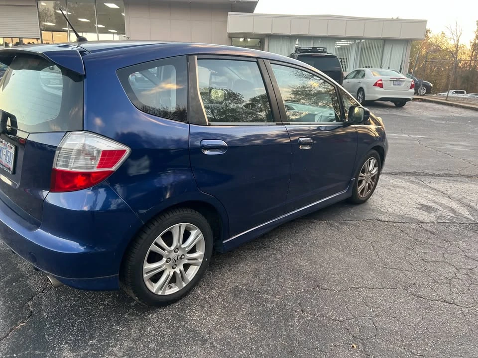 2010 Honda Fit - Image 4 of 5