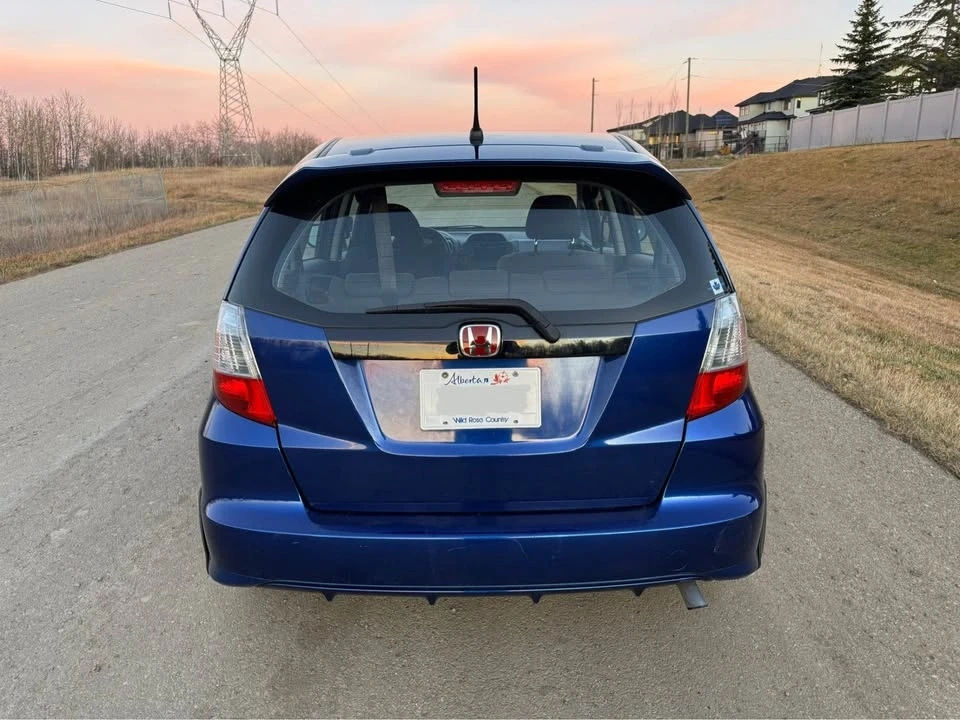 2010 Honda Fit - Image 6 of 12
