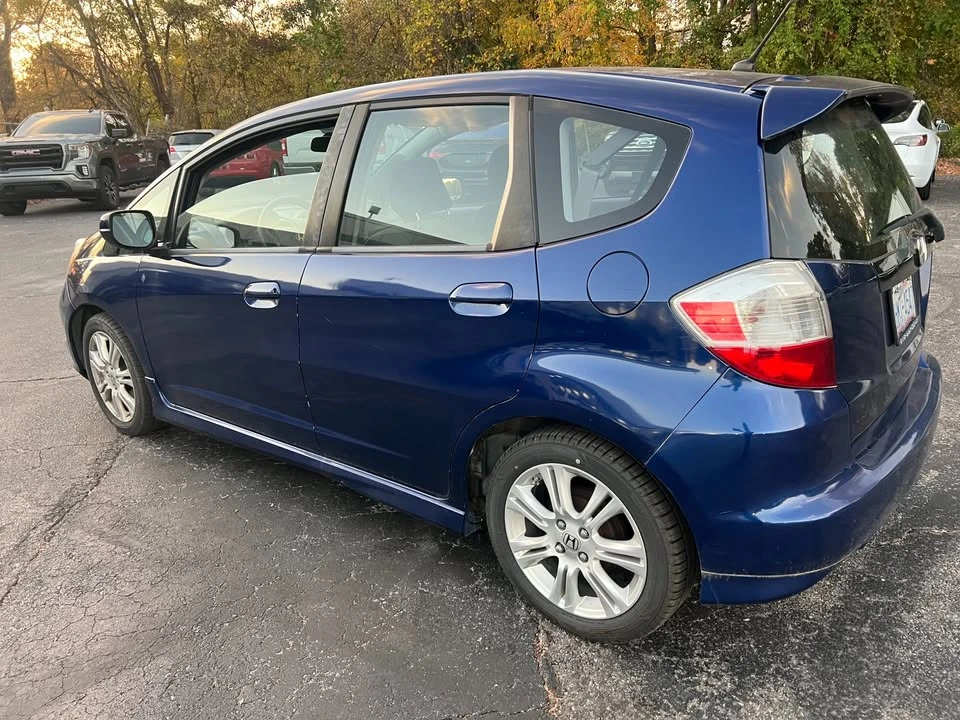 2010 Honda Fit - Image 5 of 5