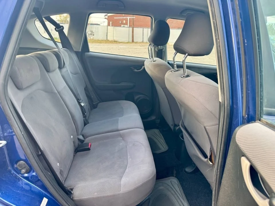 2010 Honda Fit - Image 15 of 17