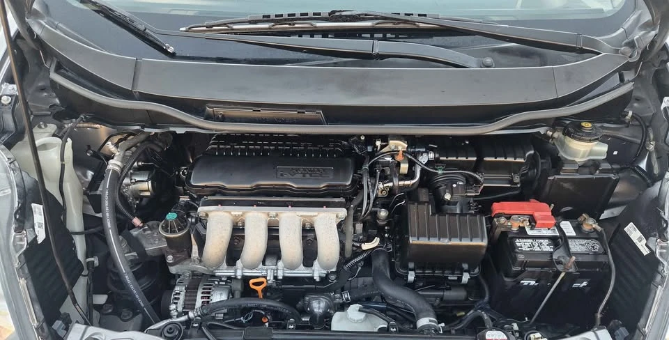 2010 Honda Fit - Image 10 of 10
