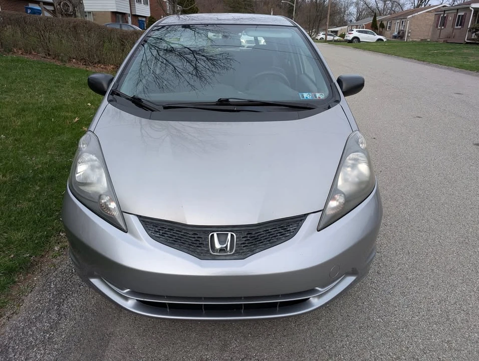 2010 Honda Fit - Image 2 of 12
