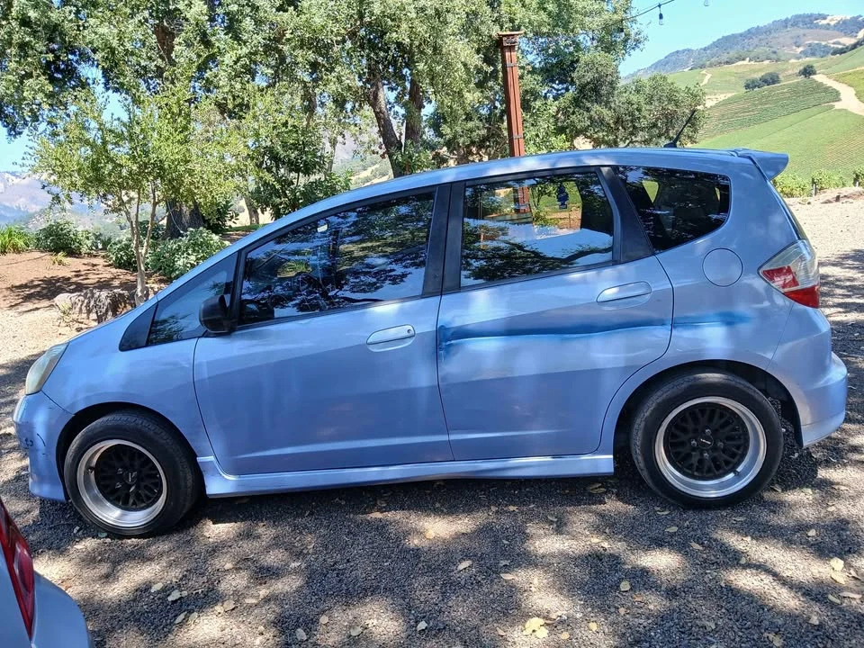 2010 Honda Fit - Image 4 of 5