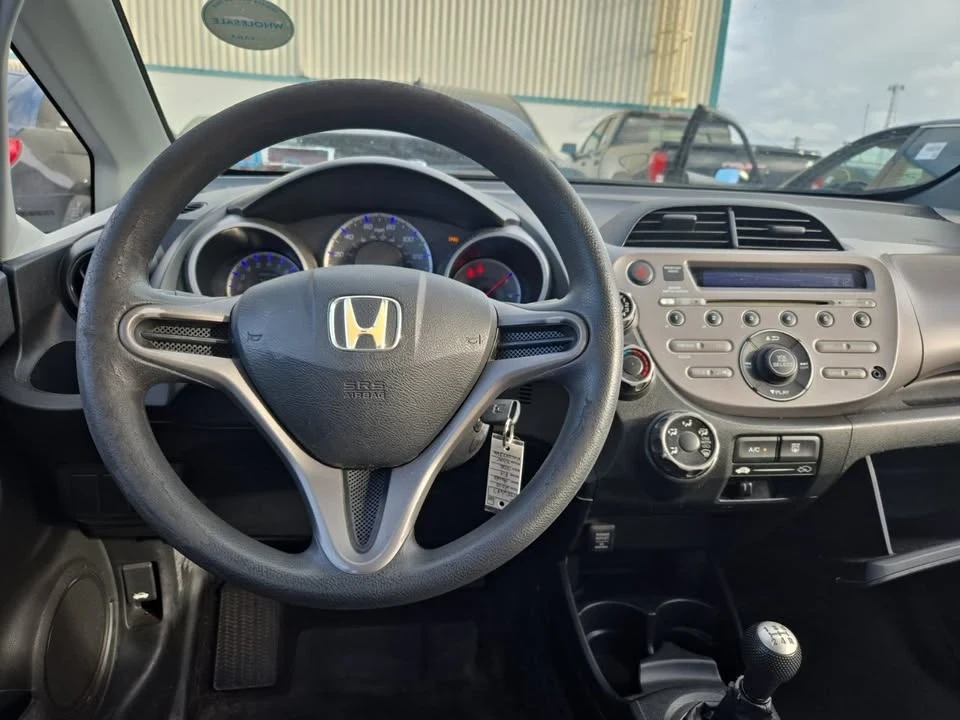 2010 Honda Fit - Image 7 of 12
