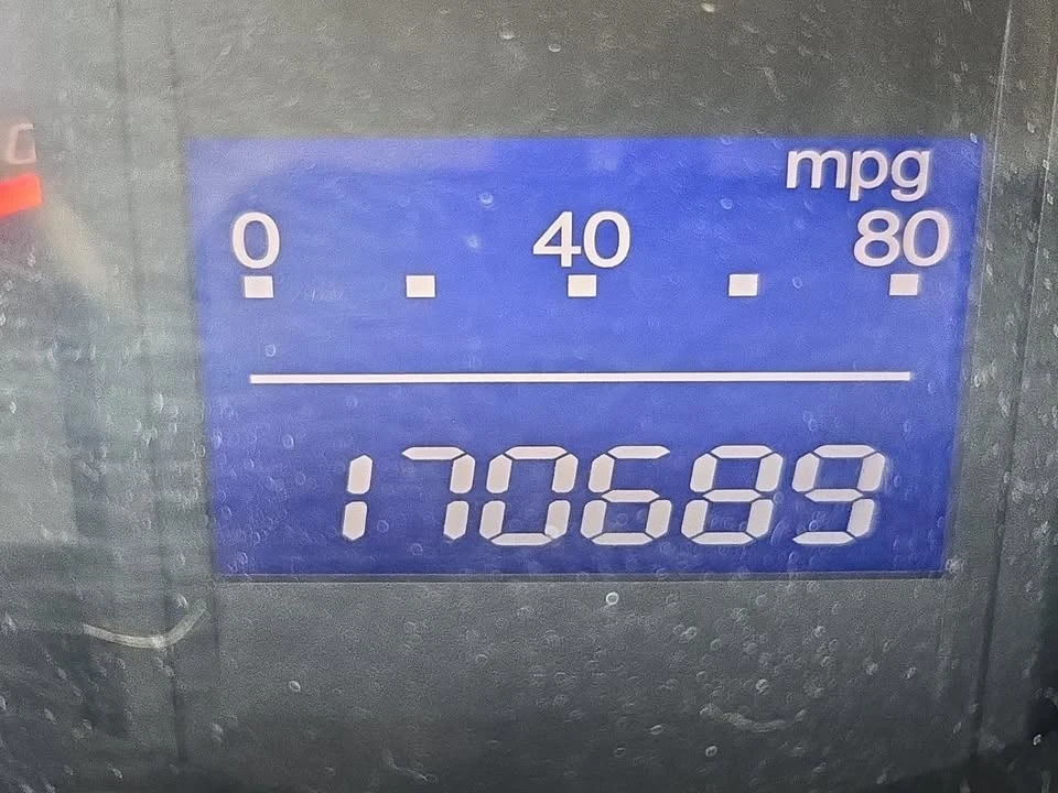 2010 Honda Fit - Image 6 of 12