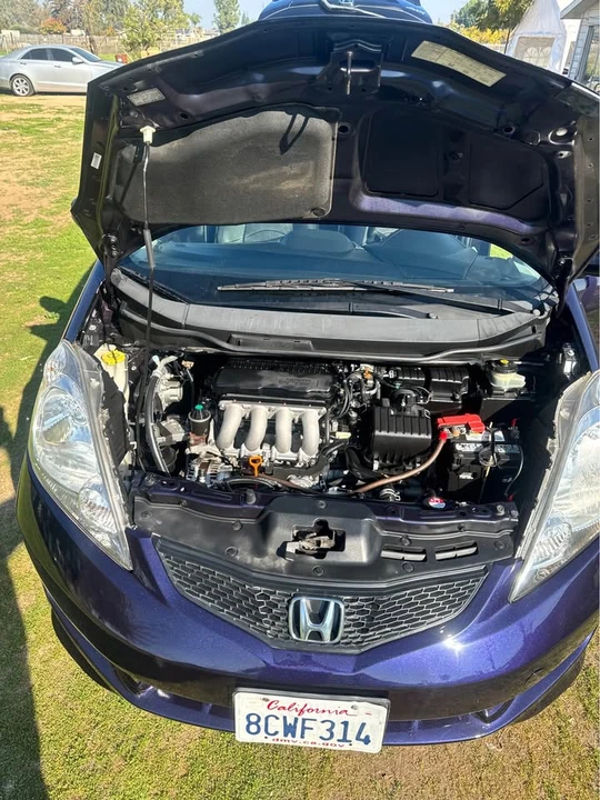 2010 Honda Fit - Image 7 of 8