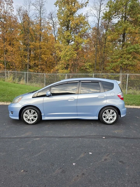 2010 Honda Fit - Image 5 of 11