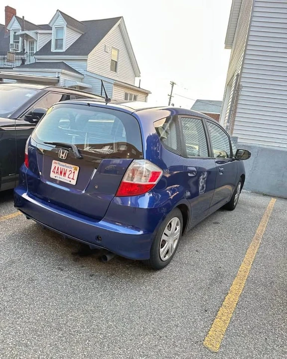 2010 Honda Fit - Image 3 of 5