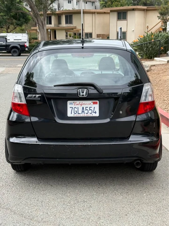2010 Honda Fit - Image 4 of 19